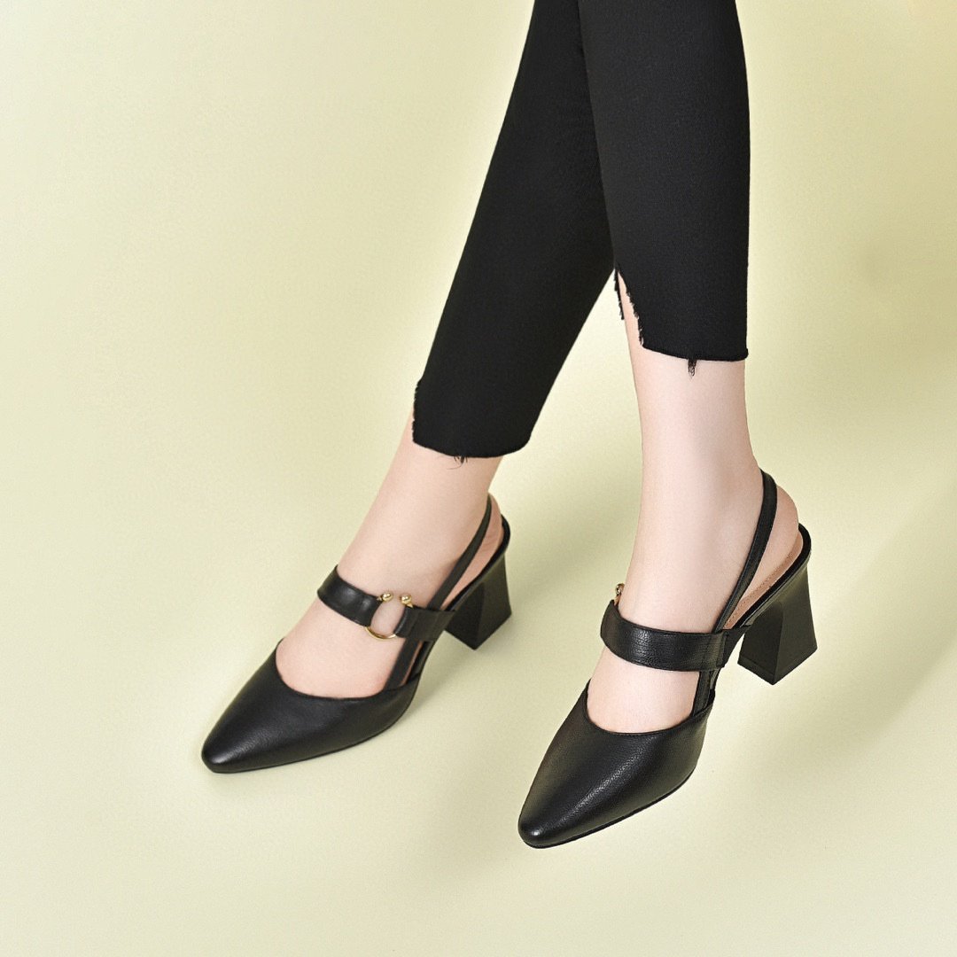 Genuine Leather Pointed Toe Horseshoe Thick Heel Sandals