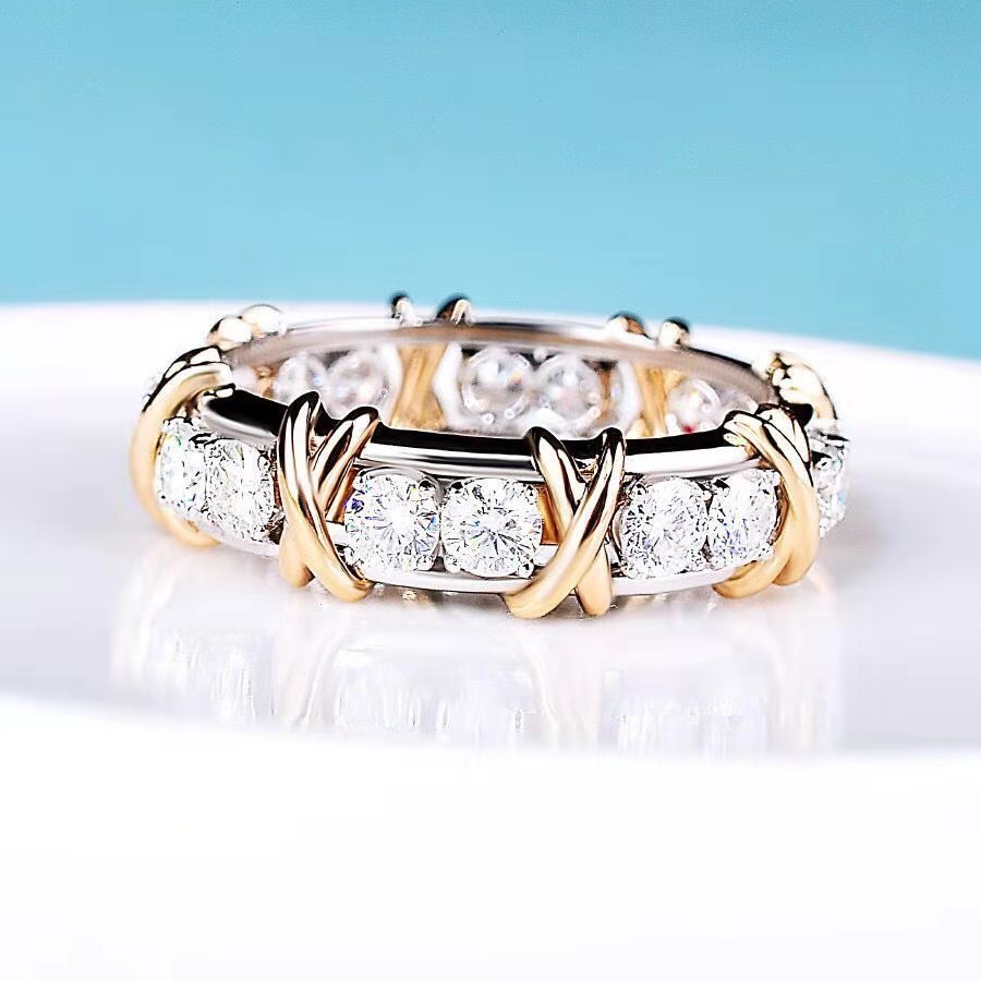Cross full diamond ring