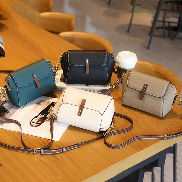 Light luxury soft leather trendy and versatile crossbody bag