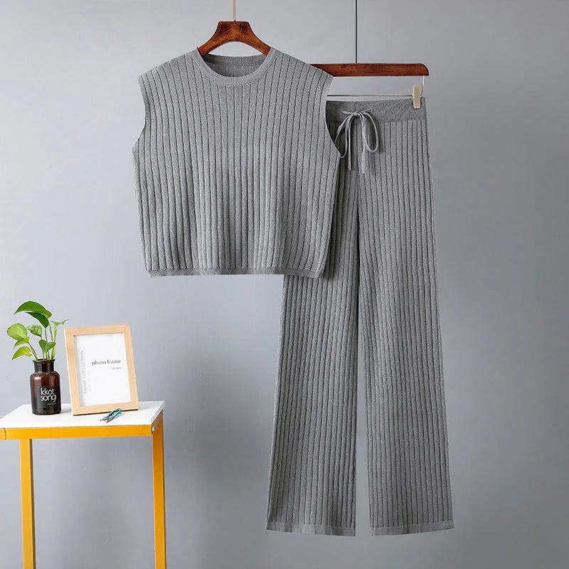 Women's Casual Sleeveless Top and Pants Set