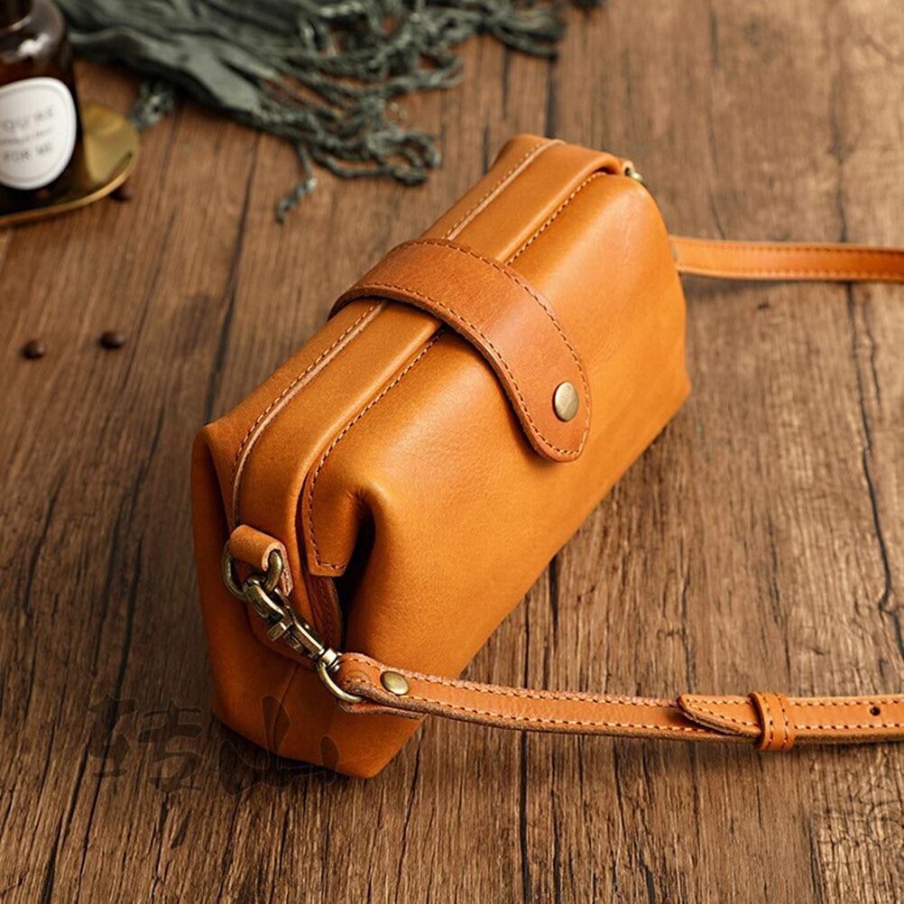 Premium Leather Retro Handmade Bag