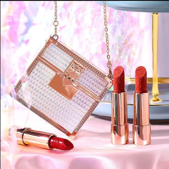 Velvet Matte Lipstick Set With Chain Bag