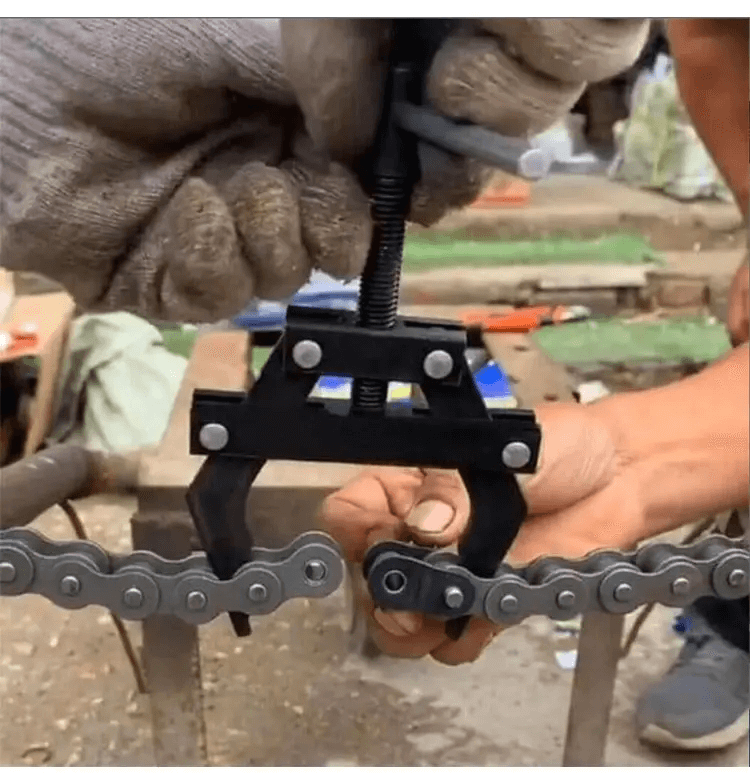 Chain tightening devices