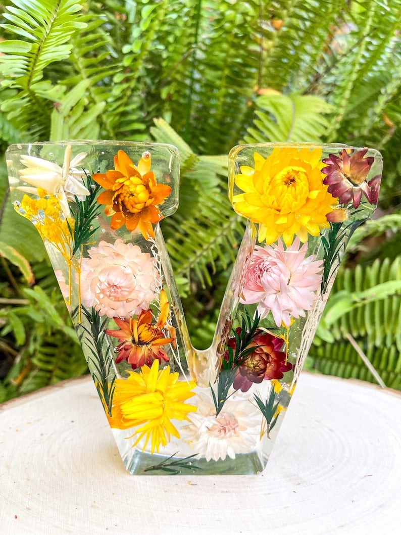 BUY 3 FREE SHIPPING🌸Floral Resin Night Light