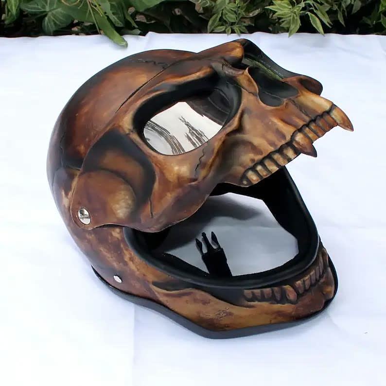 🔥Necromancer Skull Helmet🔥