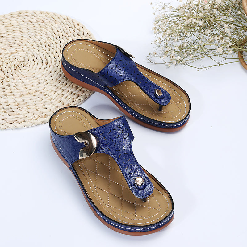 Today 50% OFF 丨2023 Summer New Women's Metal Decor Feature Pattern Wedge Flip-Flops