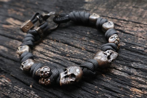 💥49% OFF🏴‍☠💀The Skull Army Paracord Bracelet📿