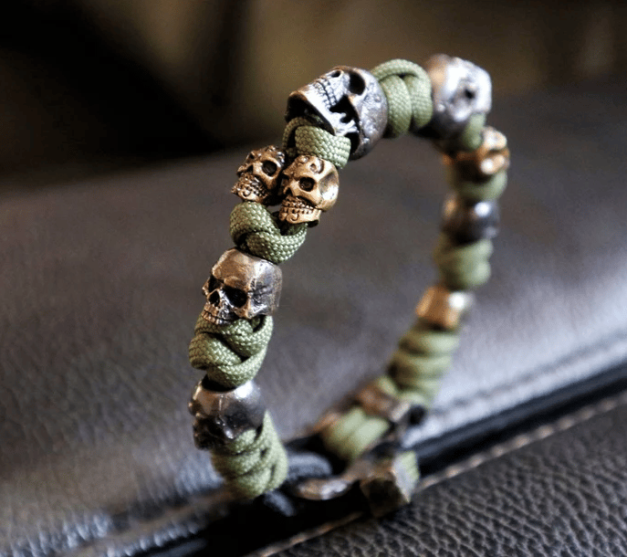 💥49% OFF🏴‍☠💀The Skull Army Paracord Bracelet📿