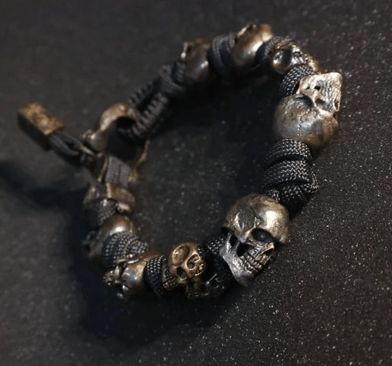 💥49% OFF🏴‍☠💀The Skull Army Paracord Bracelet📿