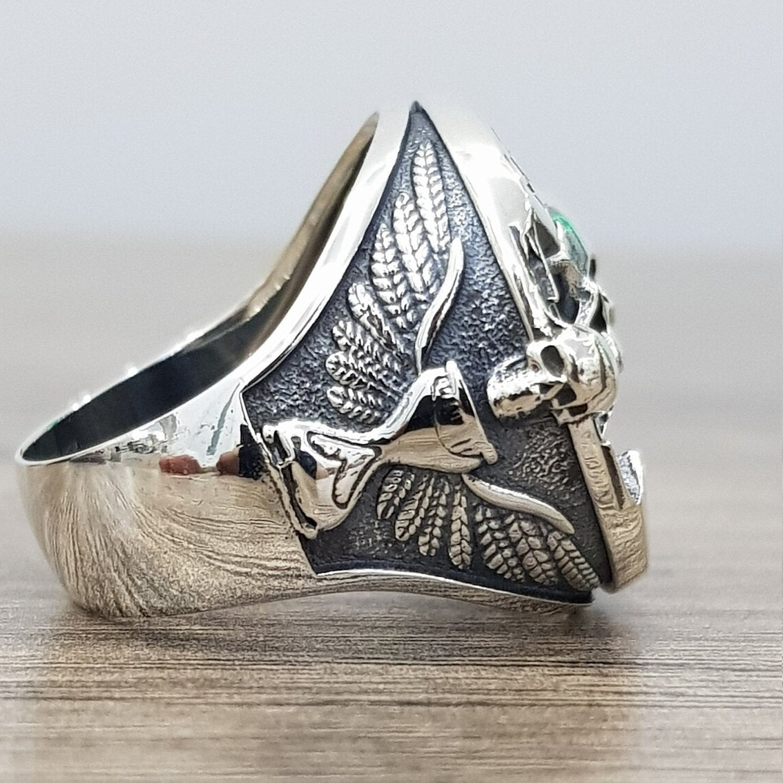 Memorial Mori Skull Sterling Silver Ring